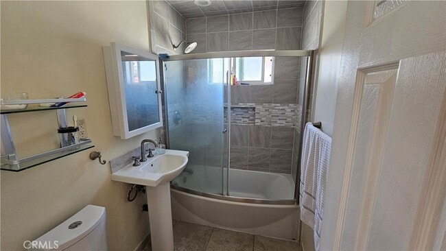 Building Photo - 1064 W 31st St