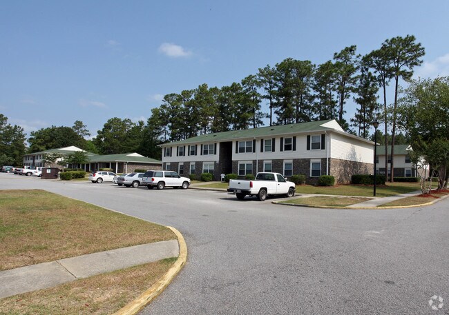Parkway Village Apartments Summerville, SC Apartment