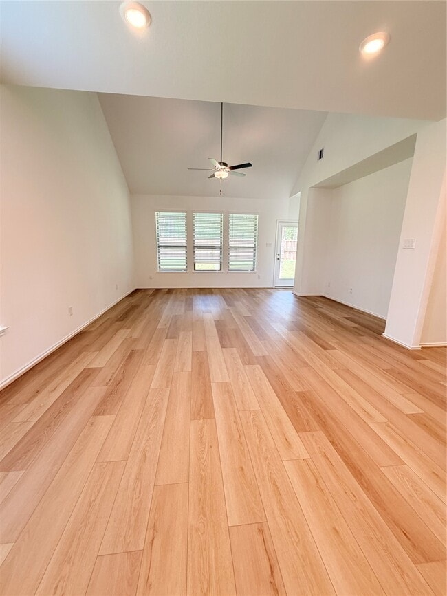 Building Photo - 22403 Sawmill Pass Ln