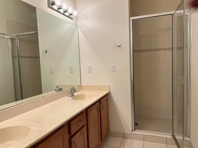 Building Photo - 650 Pacific Grove Dr