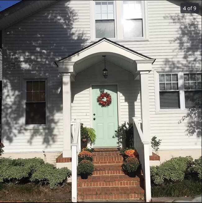 Building Photo - 2068 Tazewell Rd