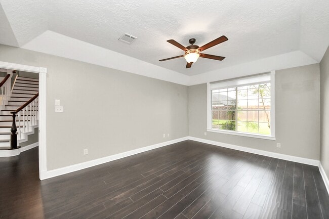 Building Photo - 2405 Guilbeau Ln