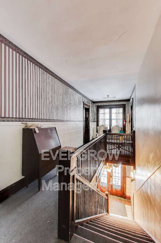 Building Photo - 945 Woodruff Place Middle Dr