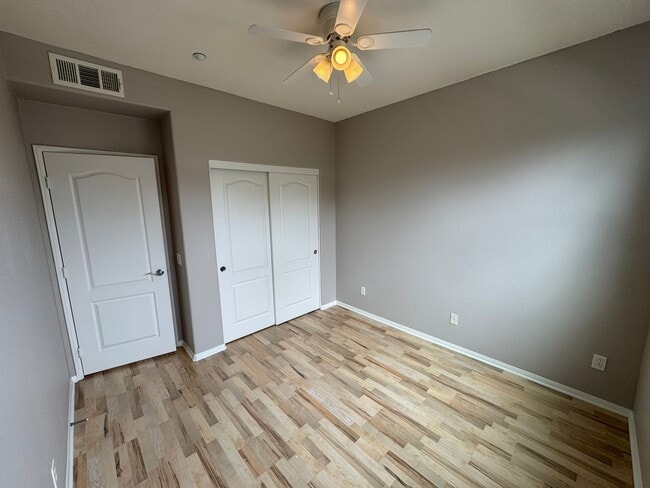 Building Photo - Sleek 3-Bed + Flex Corner Condo with Attached Tandem Garage