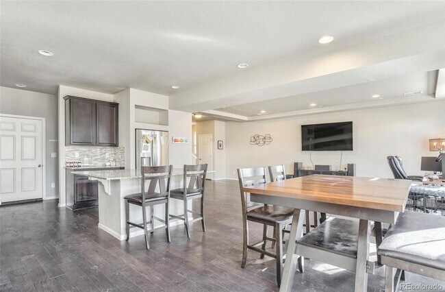 Building Photo - A Gorgeous 3 Bed 3 Bath Home in Desirable ...