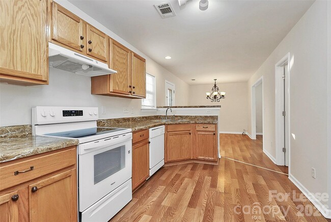 Building Photo - 2134 Cindy Creek Ln