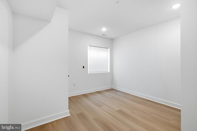 Building Photo - 2251 N 12th St
