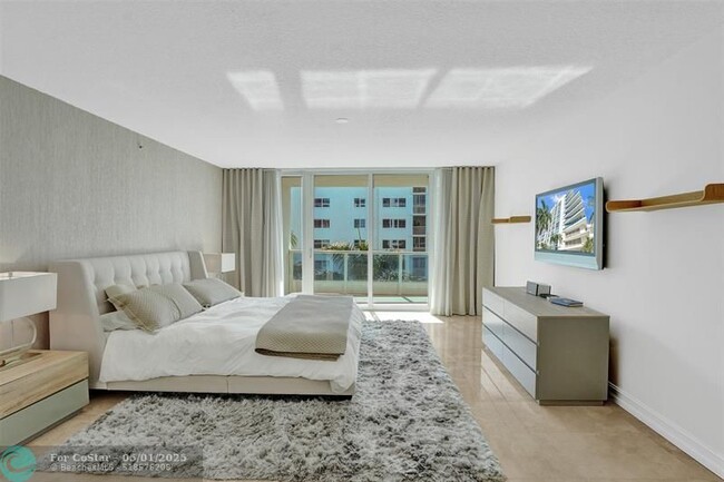 Building Photo - 715 Bayshore Dr
