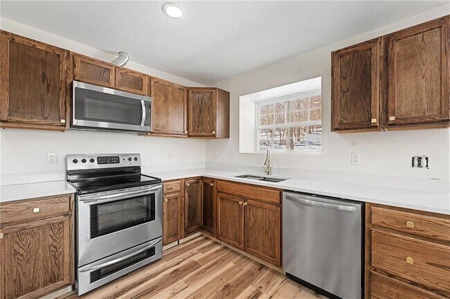 Building Photo - 13497 Walnut Valley Rd