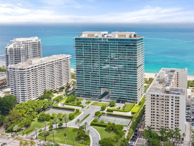 Building Photo - 10203 Collins Ave