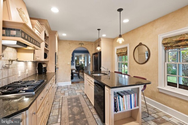 Building Photo - 3501 Tavenner Ct