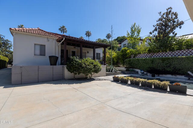 Building Photo - 1541 Rose Villa St