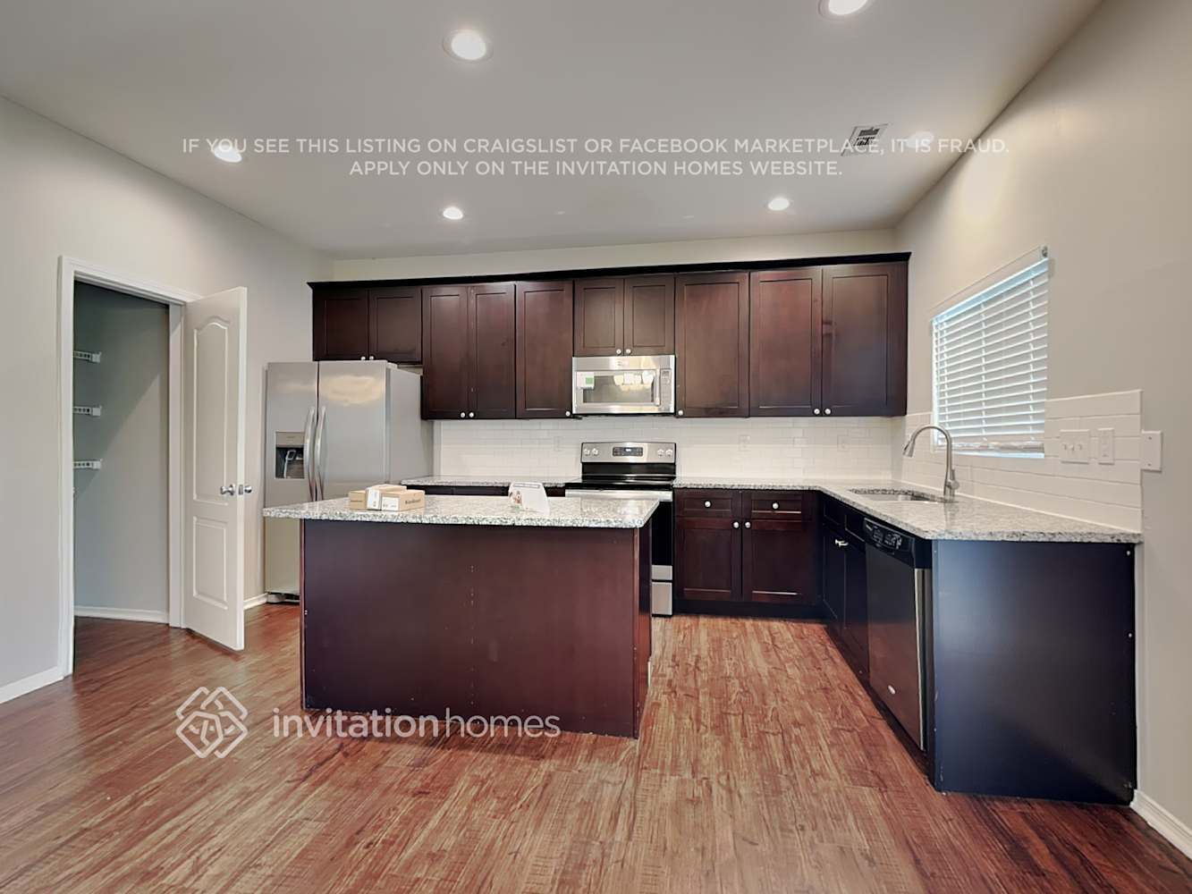 Building Photo - 12436 Lanier Islands Cir