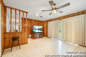 Building Photo - 117 Danube Dr