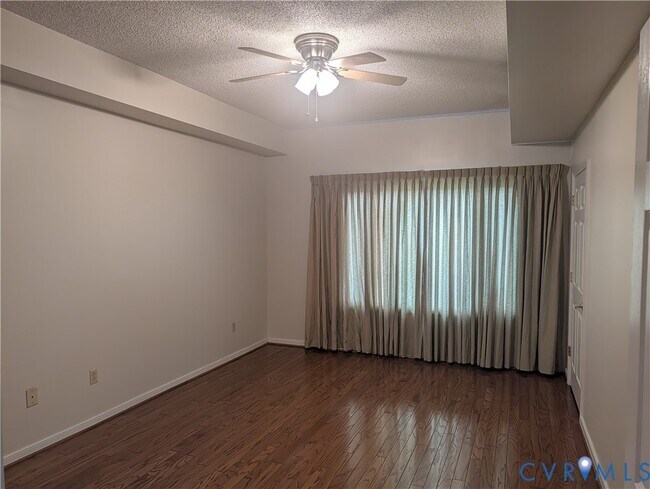 Building Photo - 301 Beacon Ridge Dr