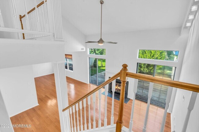 Building Photo - 145 Old Orchard Ln