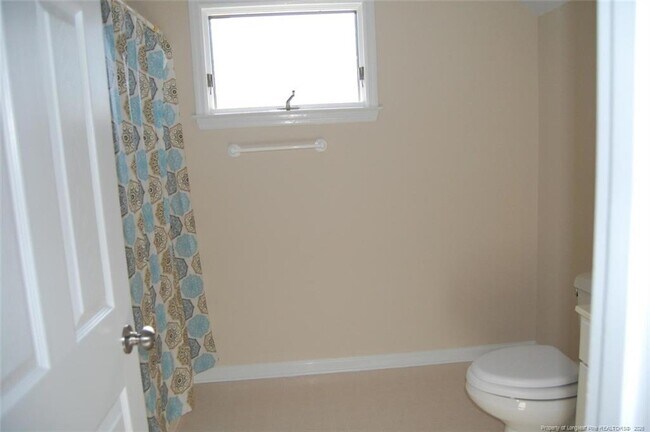 Building Photo - 1165 Greenbriar Dr