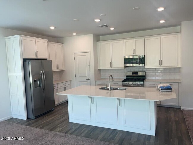 Building Photo - 9217 W Willow Bend Ln