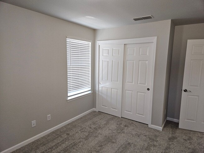 Building Photo - 675 Mission De Oro Dr