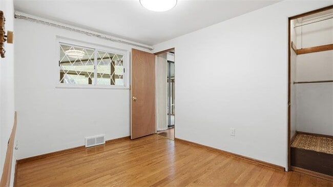 Building Photo - 4782 Barone Dr