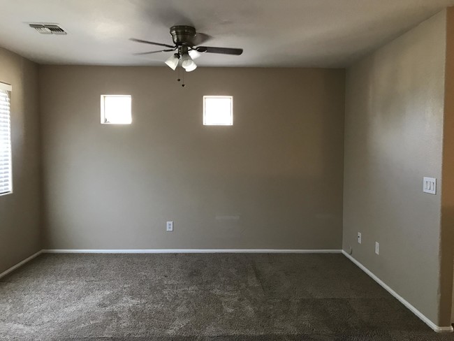 Building Photo - 29252 N Rosewood Dr