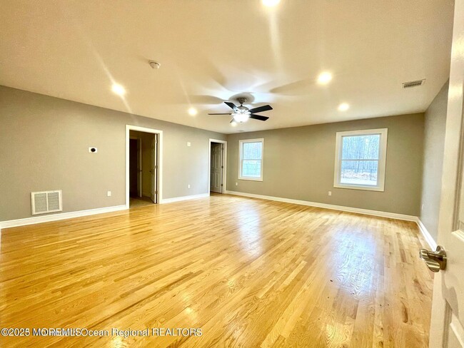Building Photo - 401 Leesville Rd