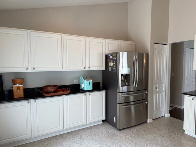 Kitchen 2 - 3157 Bromley Ln