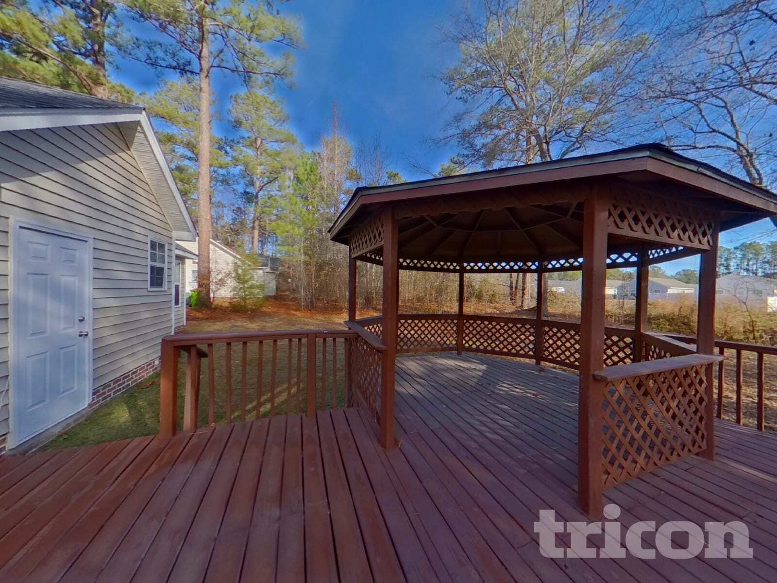 Building Photo - 500 Rockhaven Dr