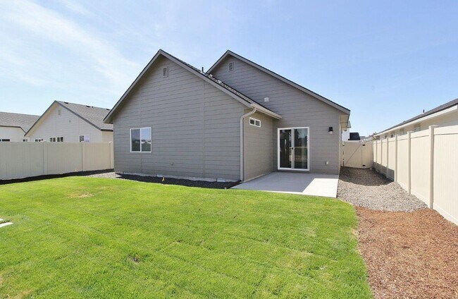 Building Photo - Single-Level Home in Quiet Neighborhood