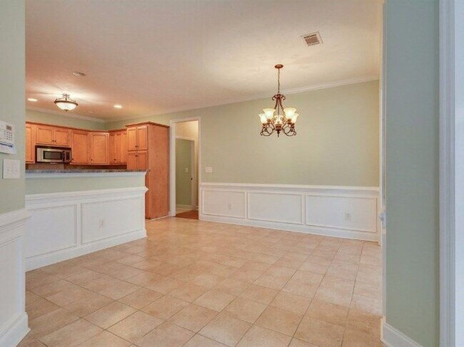 Building Photo - 2513 Grier Cir