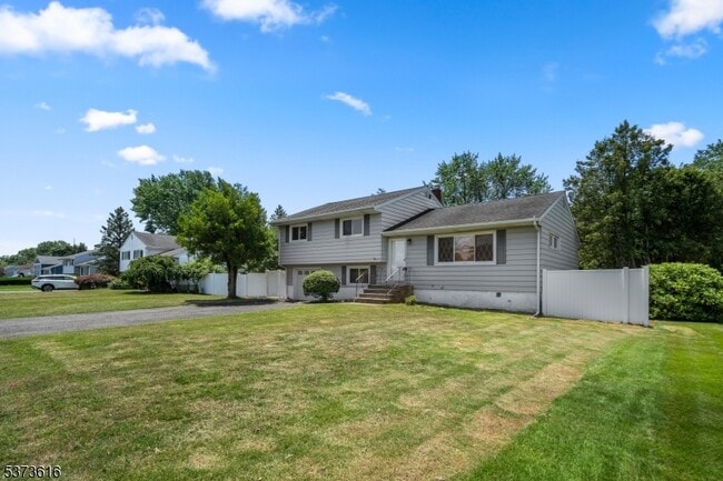 Primary Photo - 267 Church Ln