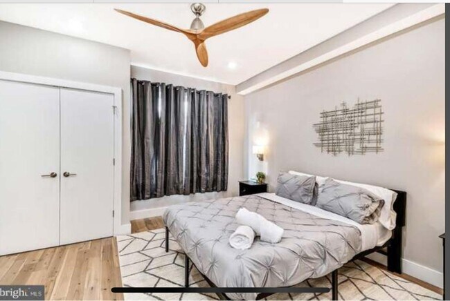 Building Photo - 2309 Dickinson St