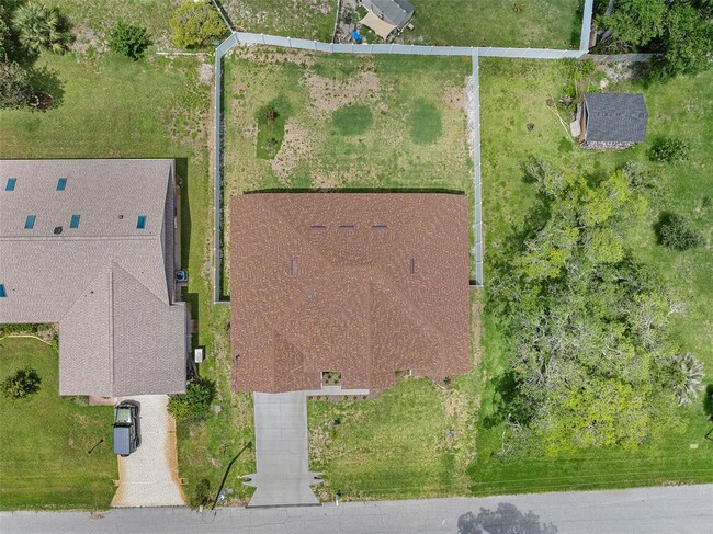 Building Photo - 7 Fortune Ln