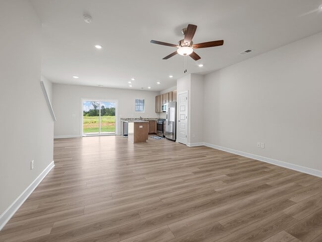 Building Photo - Modern Comfort Meets Southern Charm – New ...