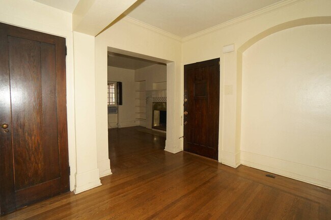 Foyer - The Old Heidelberg