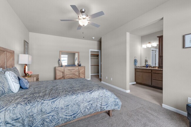 Building Photo - 9436 Wolf Valley Dr.