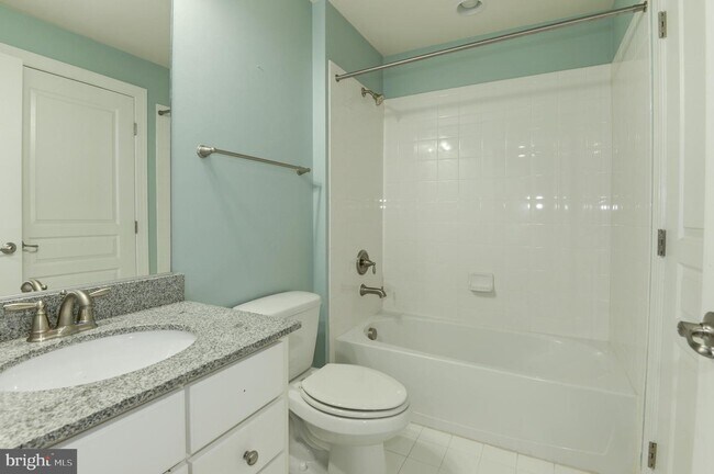 Building Photo - 24951 Avonlea Dr