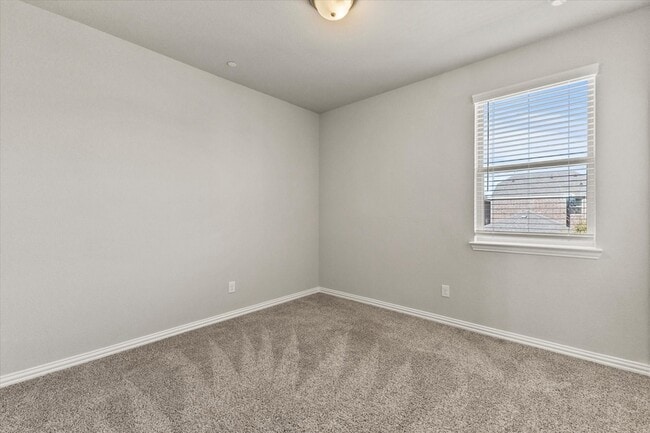 Building Photo - 7621 Sunset Blvd