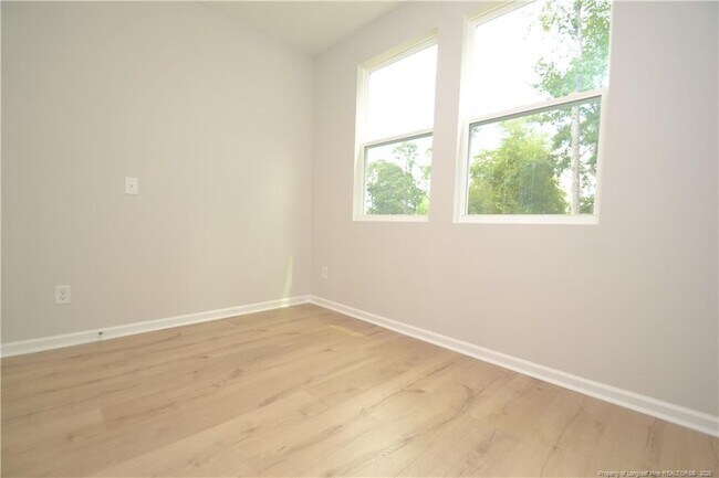 Building Photo - 1226 Bessie Ct