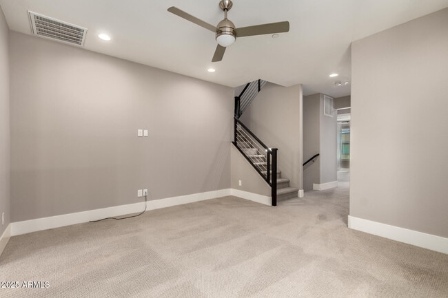 Building Photo - 7500 E Via De Luna Dr