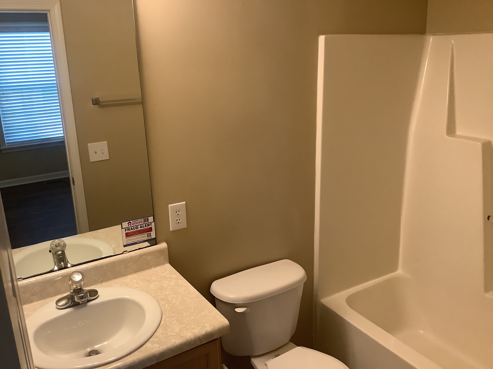 Building Photo - 505 Hidden Cellars Dr