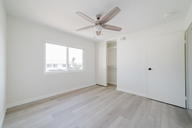 Building Photo - 4154 Baycliff Way