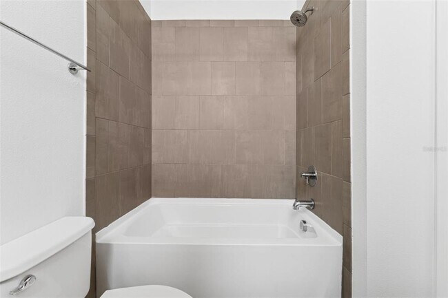 Building Photo - 4810 W McElroy Ave