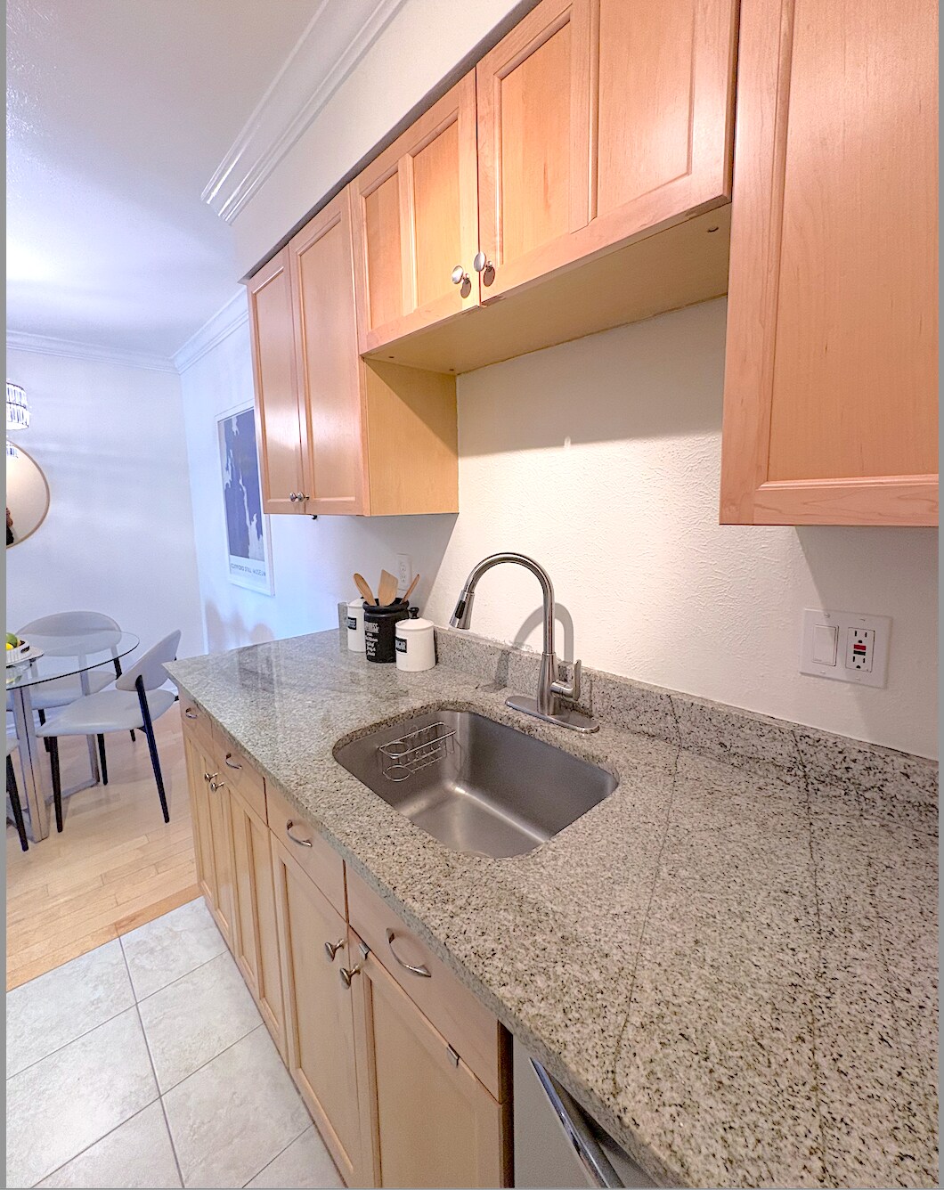 Building Photo - 252 N Pennsylvania St