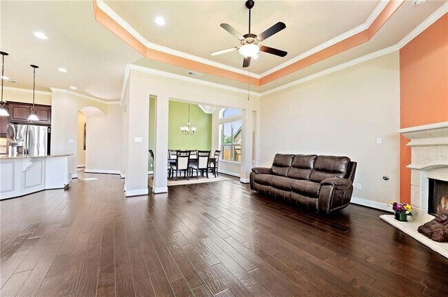 Building Photo - 4411 Caldwell Palm Cir