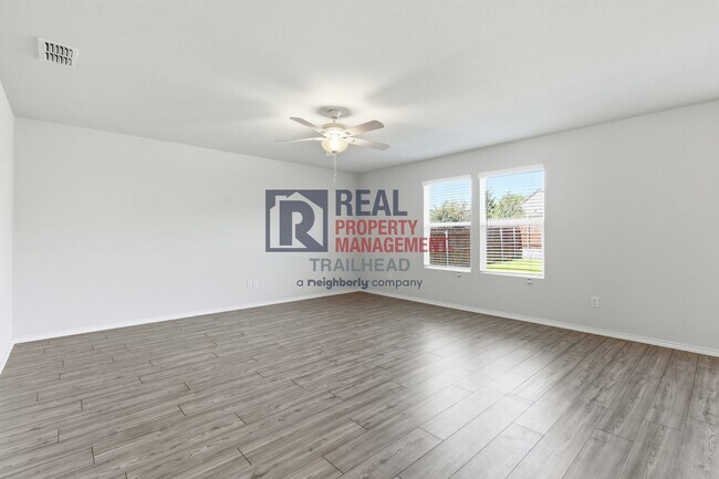 Building Photo - 10104 Whitedown Dr