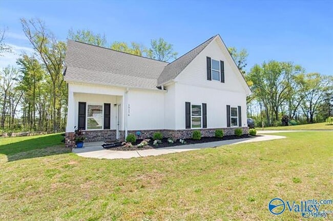 Building Photo - 15176 Blendor Crooks Dr
