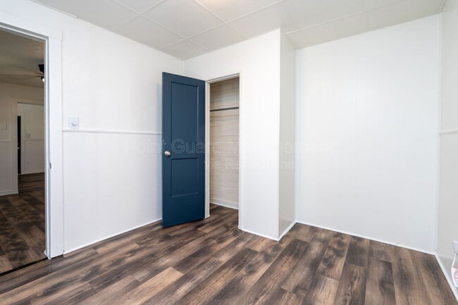 Building Photo - 1160 S Richmond Ave