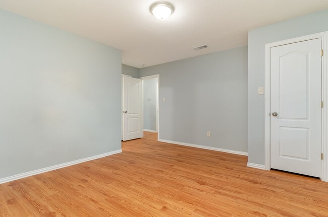 Building Photo - Beautiful affordable 4BD/2BA home!