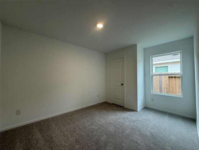 Building Photo - 12915 Shells Ln